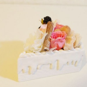 母の日プリザーブド　ケーキアレンジ