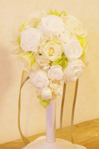 プリザーブドフラワー　ティアドロップブーケ